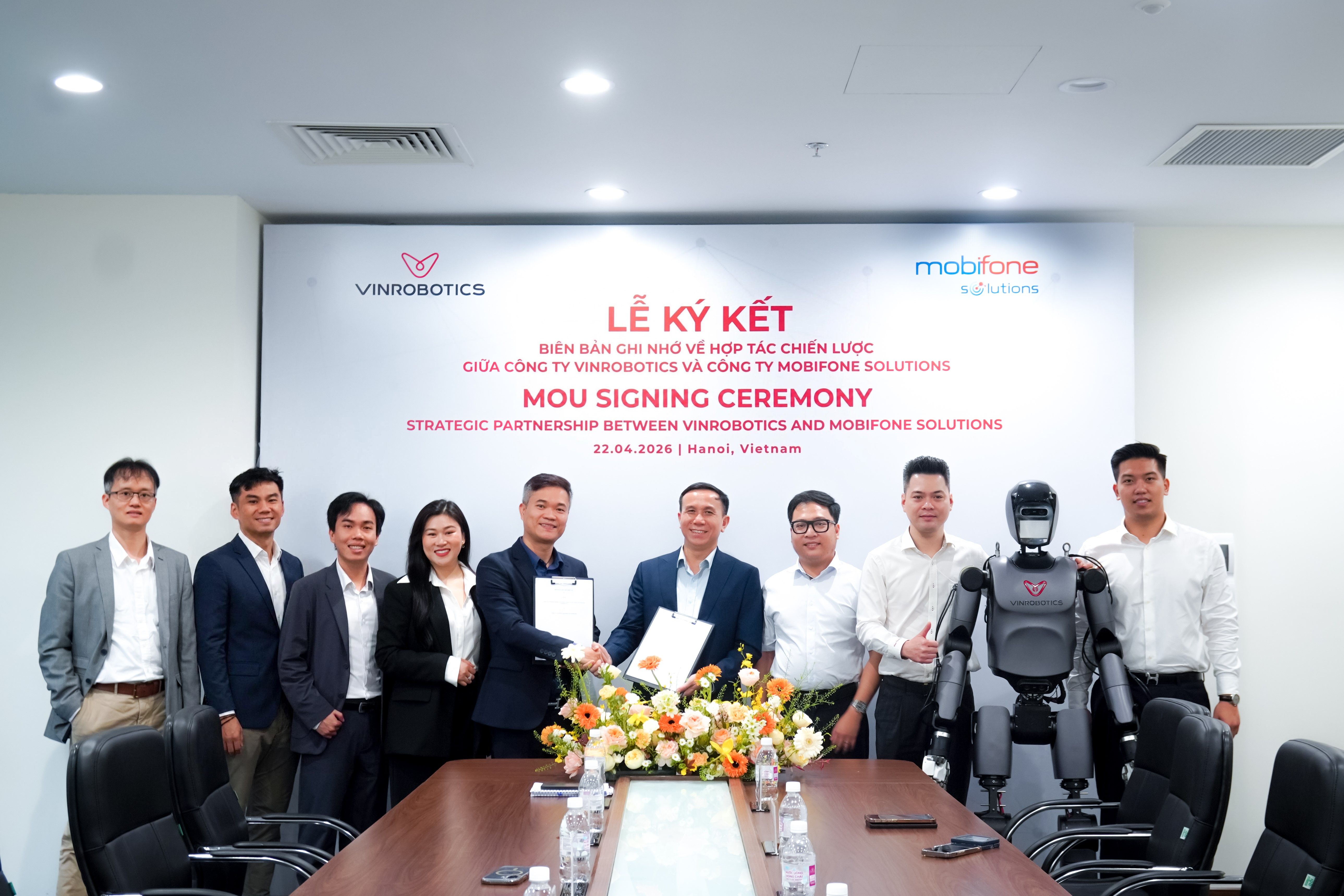 VINROBOTICS AND MOBIFONE SOLUTIONS SIGN STRATEGIC MEMORANDUM OF UNDERSTANDING